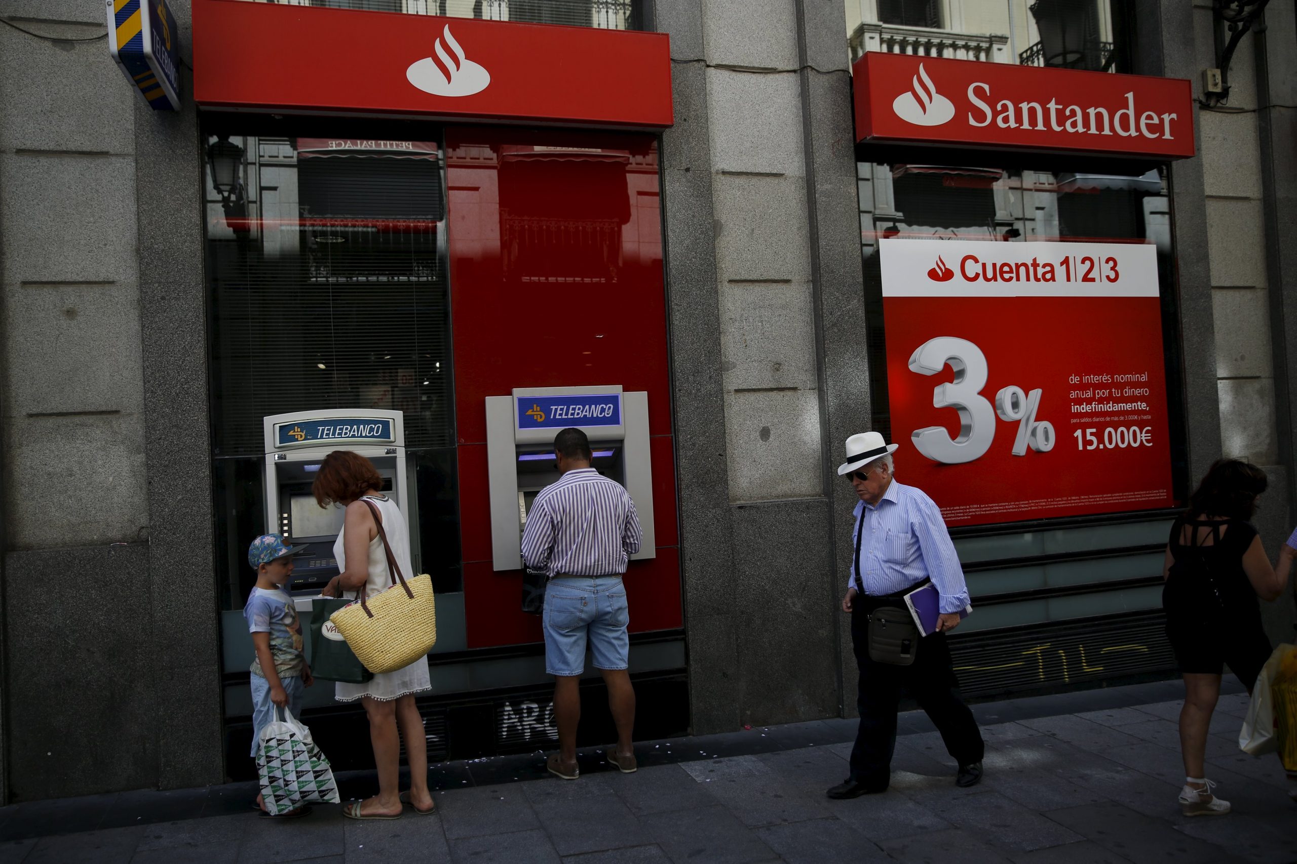 Comisiones bancarias: continúa el pago de tarifas desproporcionadas