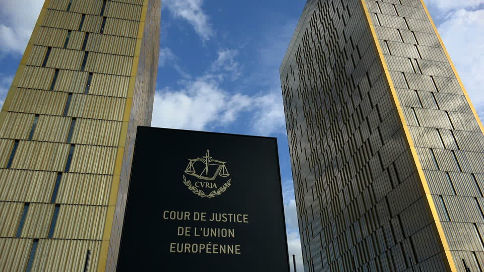 ADICAE presenta ante el TJUE la primera demanda contra la JUR