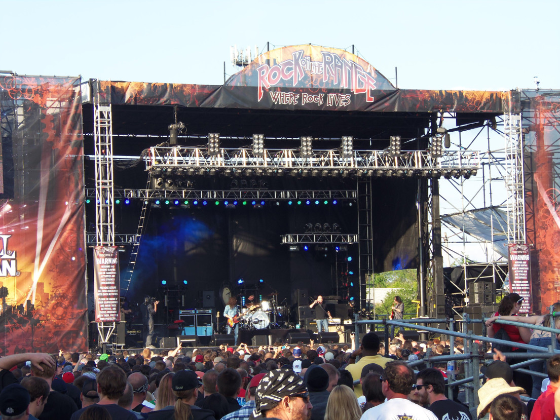 Conciertos y festivales: disfruta de los espectáculos sin olvidar tus derechos como consumidor