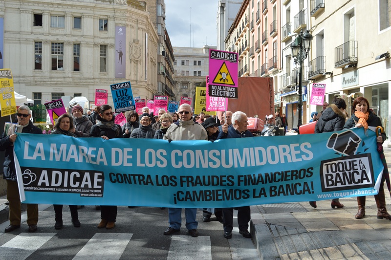 ADICAE plantea a los consumidores una campaña de reacción y movilización permanente