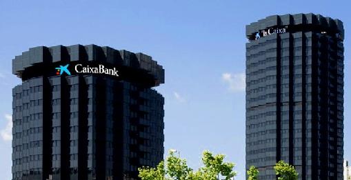 ADICAE denunciará ante el Banco Central Europeo la doble comisión por sacar dinero en cajeros impuesta por CaixaBank