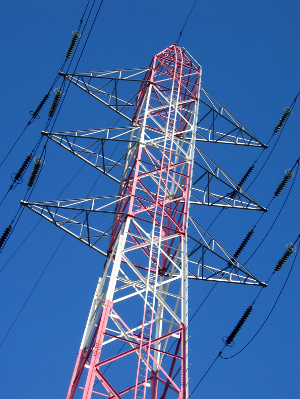 ADICAE lleva la reforma eléctrica ante el Defensor del Pueblo