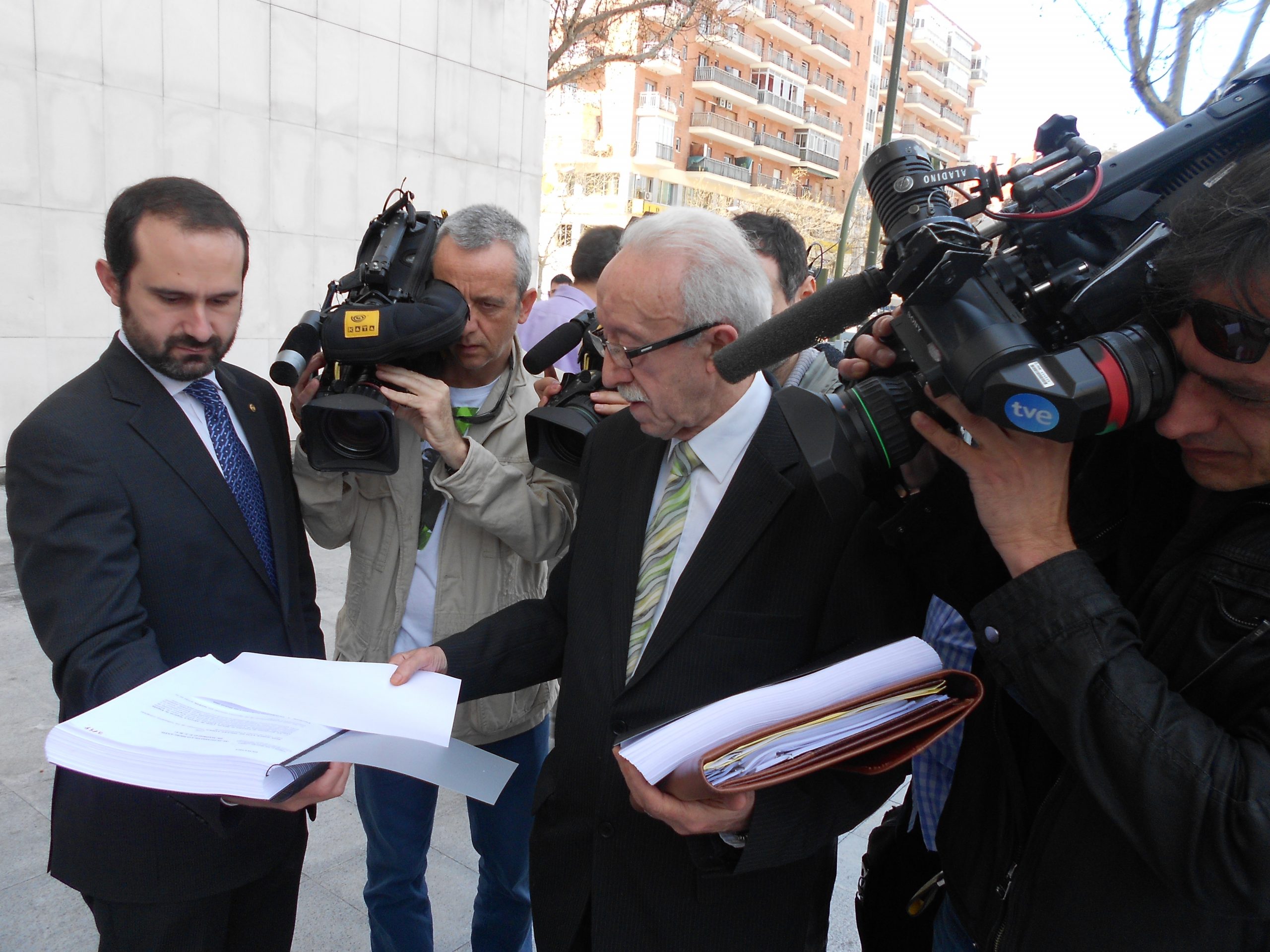 Manuel Pardos: «El Gobierno y Bankia no dejan a los afectados por preferentes otra opción que acudir a la vía judicial»