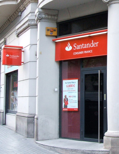 Un millar de afectados demandan con ADICAE al Santander por el engaño de los Valores Santander