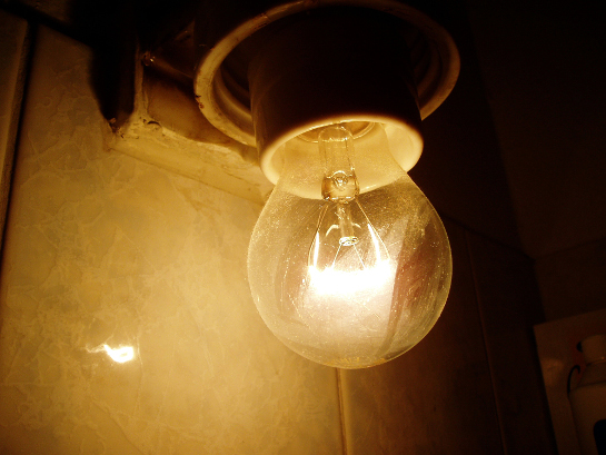 La luz baja un 6,6%, un espejismo ante el que mantenerse en guardia