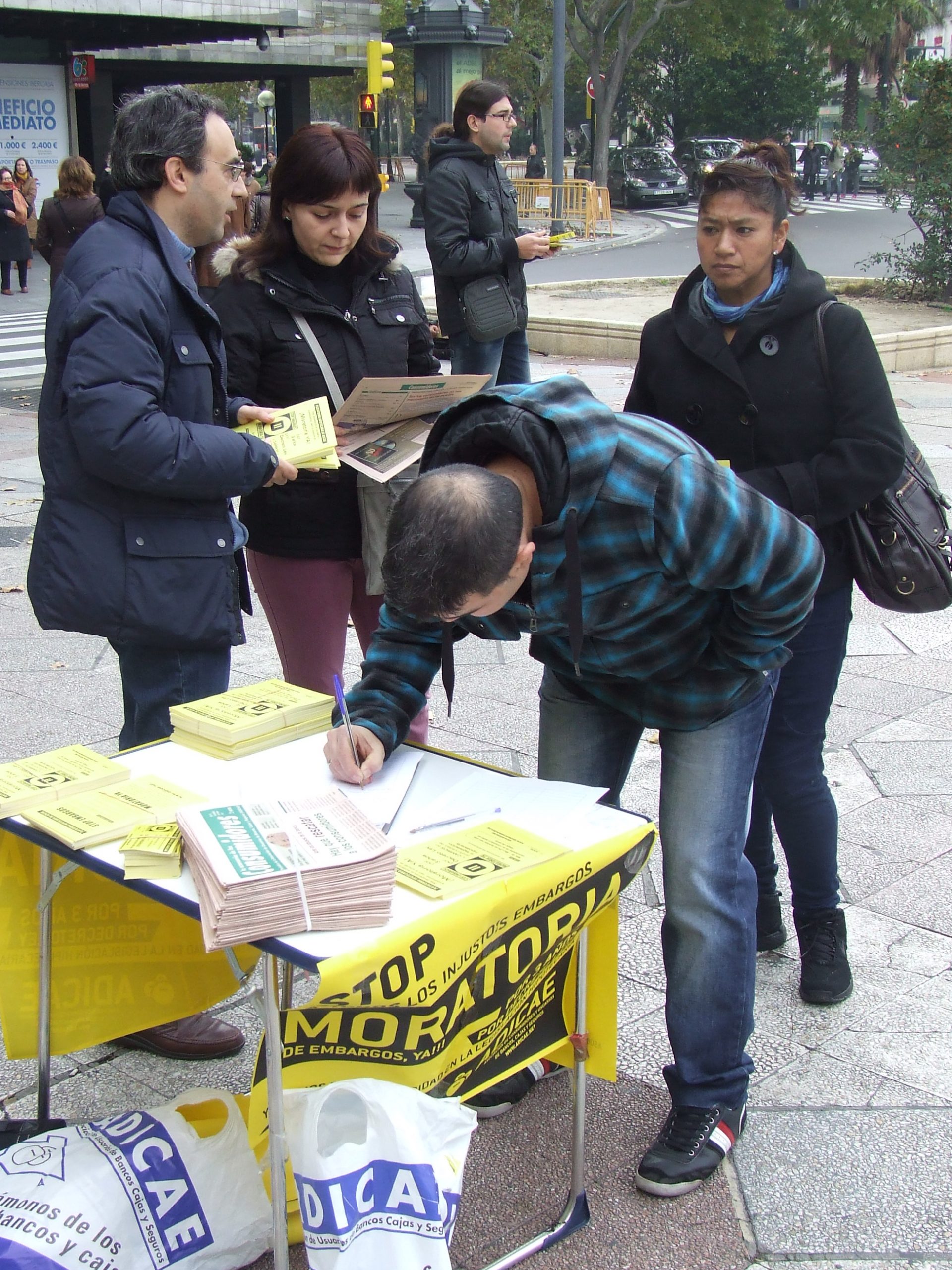 Día del Hábitat este lunes: las familias pierden en cuatro años un 9% de su renta disponible
