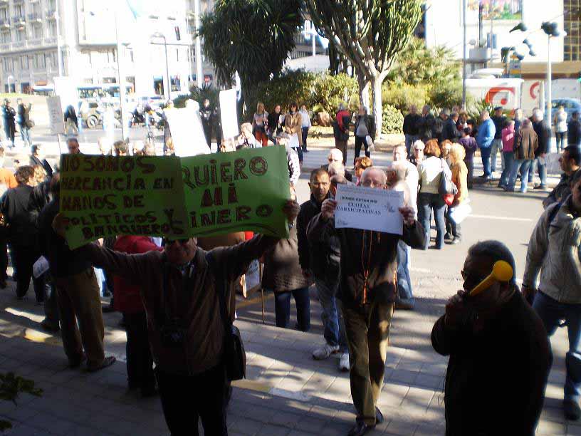 Este viernes, en Madrid, pasacalles informativo sobre participaciones preferentes