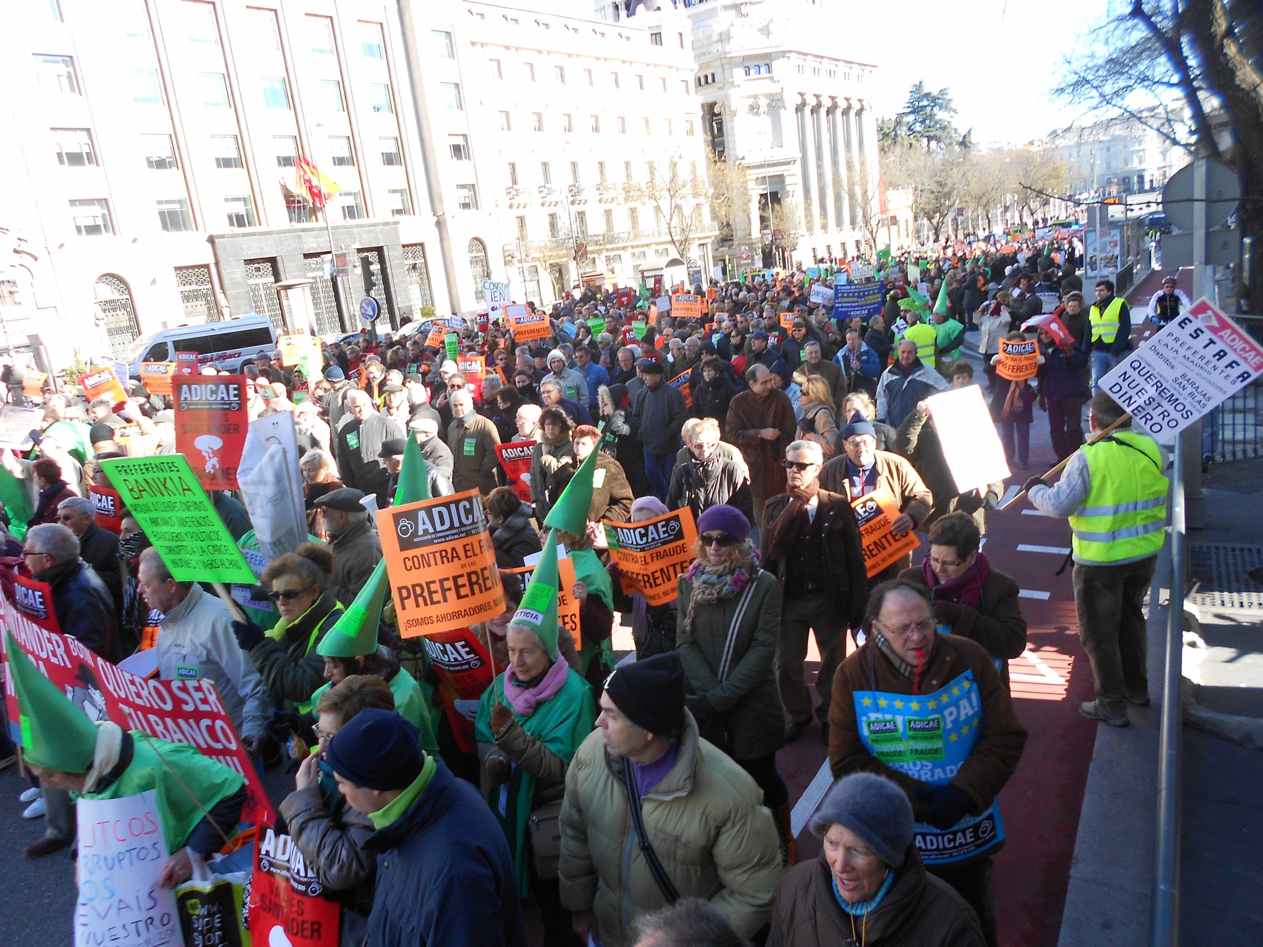 ADICAE recurre las quitas y el canje impuestos por el FROB en Novacaixagalicia y CatalunyaBanc