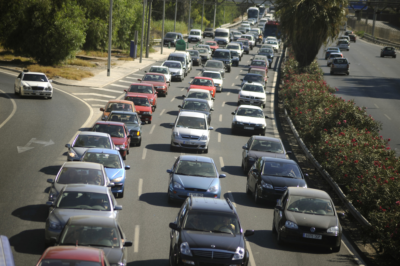 Doce millones de coches viejos, problema de seguridad en un mercado que se presta al abuso