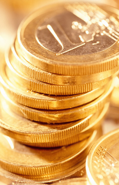Bancos y cajas pisan el acelerador con las comisiones