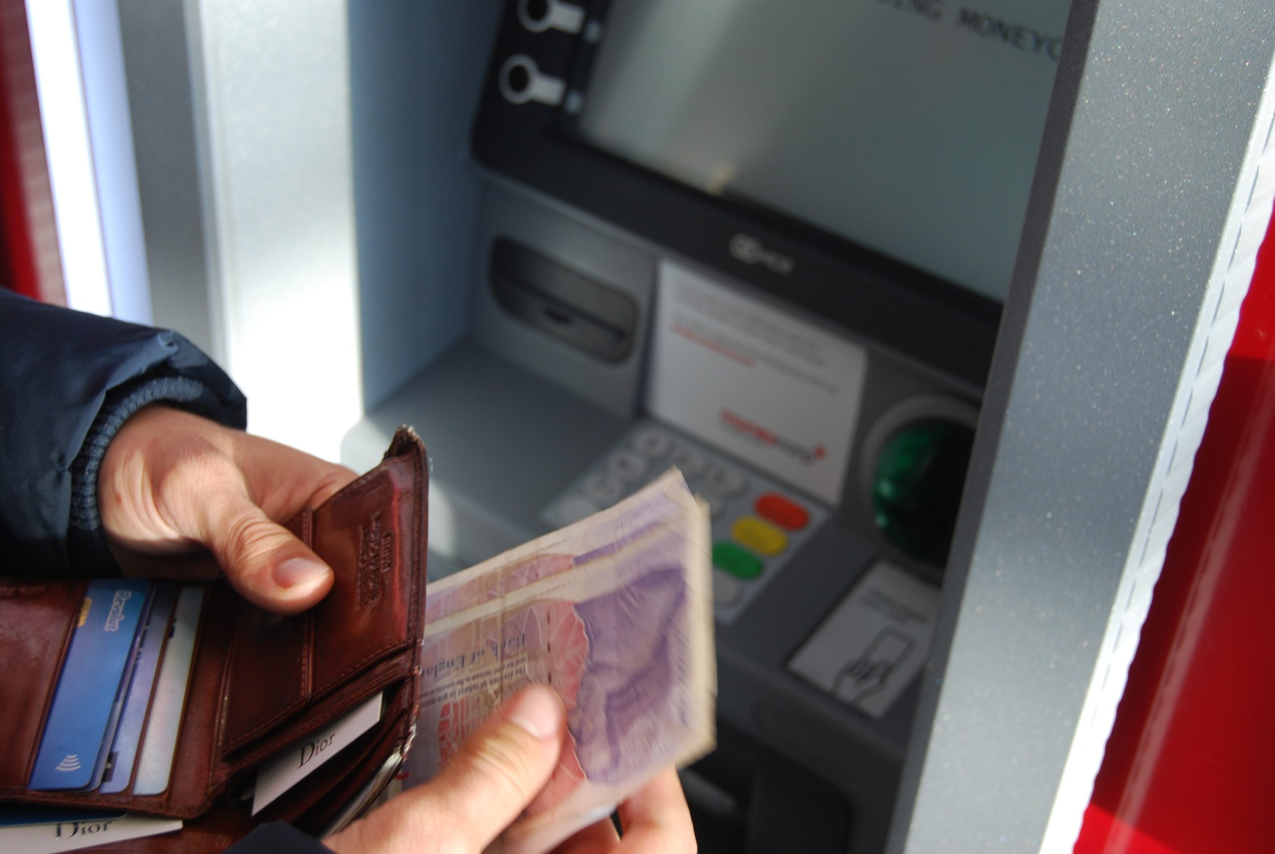 ADICAE considera una tomadura de pelo el «protocolo de inclusión financiera» presentado por la banca hoy como cierre en falso de un problema de fondo para los consumidores